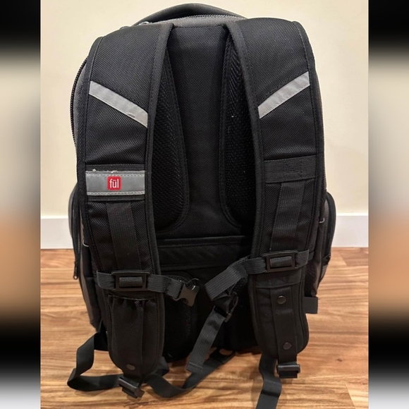 FUL laptop backback - Picture 3 of 4